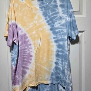 American Eagle womens Large soft & sexy short sleeve tiedyed shirt